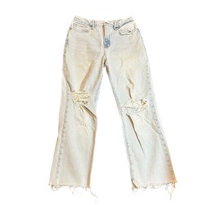 Good American Women’s Distressed Raw Hem Jeans Size 8/29 Light Wash